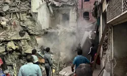 Mısır'da 5 katlı bina çöktü! Çok sayıda ölü var