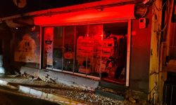 İstanbul'da kolonlarında çatlak oluşan 2 katlı bina boşaltıldı