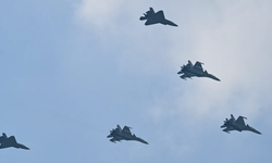 İki ülkenin savaş uçakları havada karşı karşıya: Radarı kilitledi