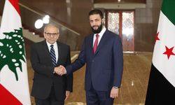 Suriye Cumhurbaşkanı Şara, Lübnan Başbakanı Selam ile Katar'da görüştü