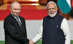Putin ve Hindistan Başbakanı Modi'nin görüşmesi başladı