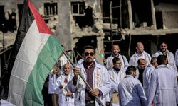 Gazze'de yıkımın içinde 168 doktor uzmanlık sertifikasını aldı!