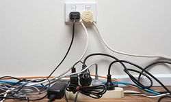 Uzatma kabloları oldukça kullanışlı olsa da ciddi riskler taşıyabilir! Kesinlikle takılmaması gereken aletler şunlar: