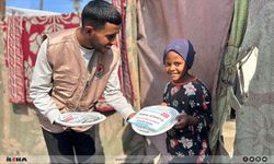 Yetimler Vakfı'nın sıcak yemek dağıtımları devam ediyor