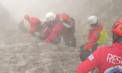 Kaybolan 4 kişi çığ altında ölü bulundu!