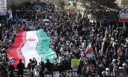 DEM DÜŞMANIYLA KOL KOLA