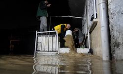 İzmir bir kez daha sular altında