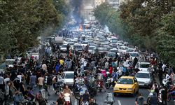 Trump: "İran'daki göstericilerin yardımına koşacağız"