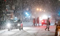 Kar felaketi: Bir milyondan fazla kişi elektriksiz kaldı