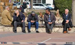 Meclise emekli maaşı çağrısı: Açlık sınırının üzerine çıkarın