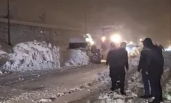 Çığın altında kalan tanker sürücüsü kurtarıldı!