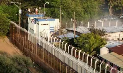 Üç hapishanede isyan çıktı: 46 kişi rehin