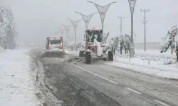 Sivas–Kayseri yolu kapandı, Kayseri–Kahramanmaraş’ta kısıtlama