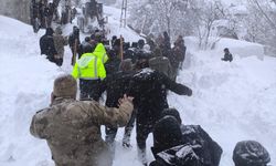 Düşen çığın altında kalmıştı: Acı haber geldi