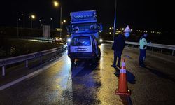 Tır ile otomobil çarpıştı: Kazada 3 kişi yaralandı!