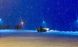 Ardahan'da kar yağışı: Kara yoluna sınırlama getirildi