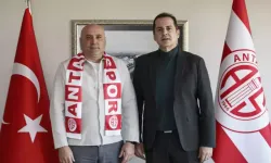 Süper Lig ekibinin yeni hocası belli oldu