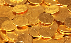 Beklenmedik hamle! Gram altın düşecek derken zirveyi zorladı... 52 haftalık rekor fiyat!