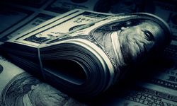 Dolar 8 yılın dibinde