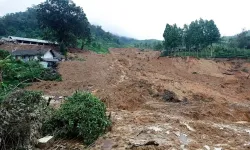 Endonezya'da heyelan: Ölü sayısı yükseldi!