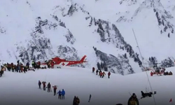 Avusturya'da çığ altında kalan 8 kişi öldü