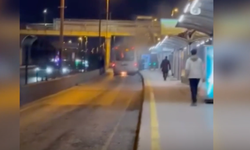 İstanbul'da metrobüs yangını!