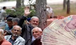 Emekli maaşları zamsız yatırılacak! Farklar o haftaya kaldı