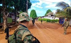 Kolombiya’da silahlı gruplar arasında kanlı çatışma!