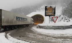 Bolu Dağı ağır tonajlı araçların geçişine açıldı