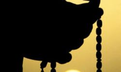 Hanefiler ve Şafiler İçin Tesbih Namazı Nasıl Kılınır?