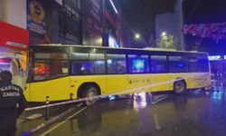 İETT otobüsü binaya çarptı!