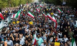 İran'da gösterilerde 250 polis yaralandı