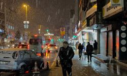 İstanbul'da kar yağışı başladı!