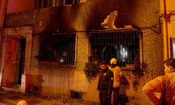 Kadıköy’de apartman yangını: 1’i ağır 8 yaralı