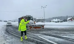 D-100 Karayolu İstanbul istikameti kardan kapandı!