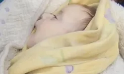 Bebekliğin en güzel zamanı olmalıydı... 7 aylık bebek dondu!