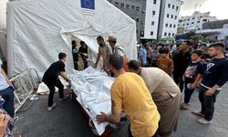 Gazze'de sağlık sistemi çöktü: Ölümcül virüsler yayılıyor!