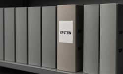 Epstein Dosyaları İfşa Oldu: İsitfalar Gelmeye Başladı!