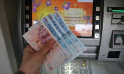 İran'da dolar en yüksek seviyesine çıktı!