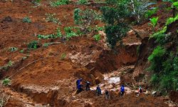 Endonezya'da heyelan: Çok sayıda can kaybı