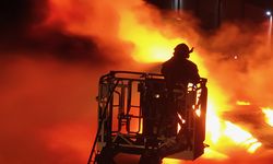 Düzce’de korkutan fabrika yangını!