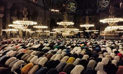 Yatsı namazı nasıl kılınır? Kaç rekâttır? Vitir namazı nasıl kılınır?