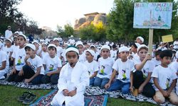 Yeni başlayanlar için namaz nasıl kılınır? (En basit anlatım)