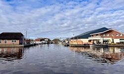 Yol yok, araç yok; bağlantı yalnızca 180 köprü üzerinden sağlanıyor