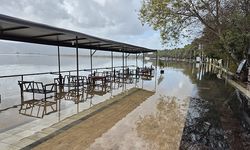 Köyceğiz Gölü Taştı: Yerleşim Yerleri Sular Altında