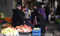 Mardin'de Ramazan hazırlıkları için alışveriş yoğunluğu başladı