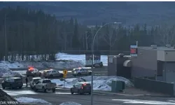 Lisede silahlı saldırı: 10 ölü