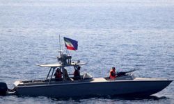 İran'dan Hürmüz Boğazı'nda askeri tatbikat!