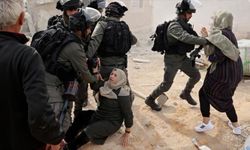 Siyonistler Filistinli kadınları hedef alıyor: Yüzlercesi esaret altında!