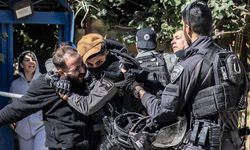 Kudüs'ün Silvan beldesindeki ev yıkımında 4 Filistinli yaralandı